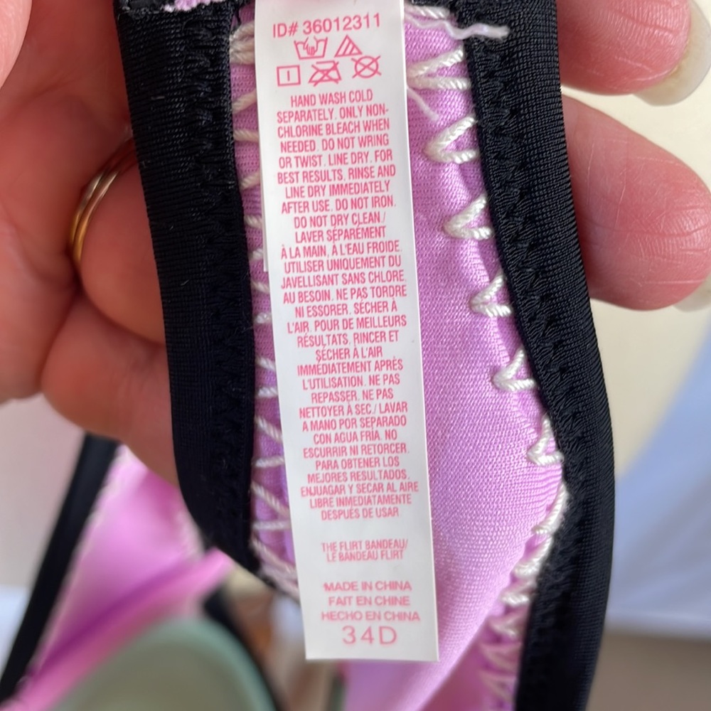 Victoria's Secret Blue Pink and Ivory Bikini Top w/Crochet Detail - Size 34D - Picture 14 of 15